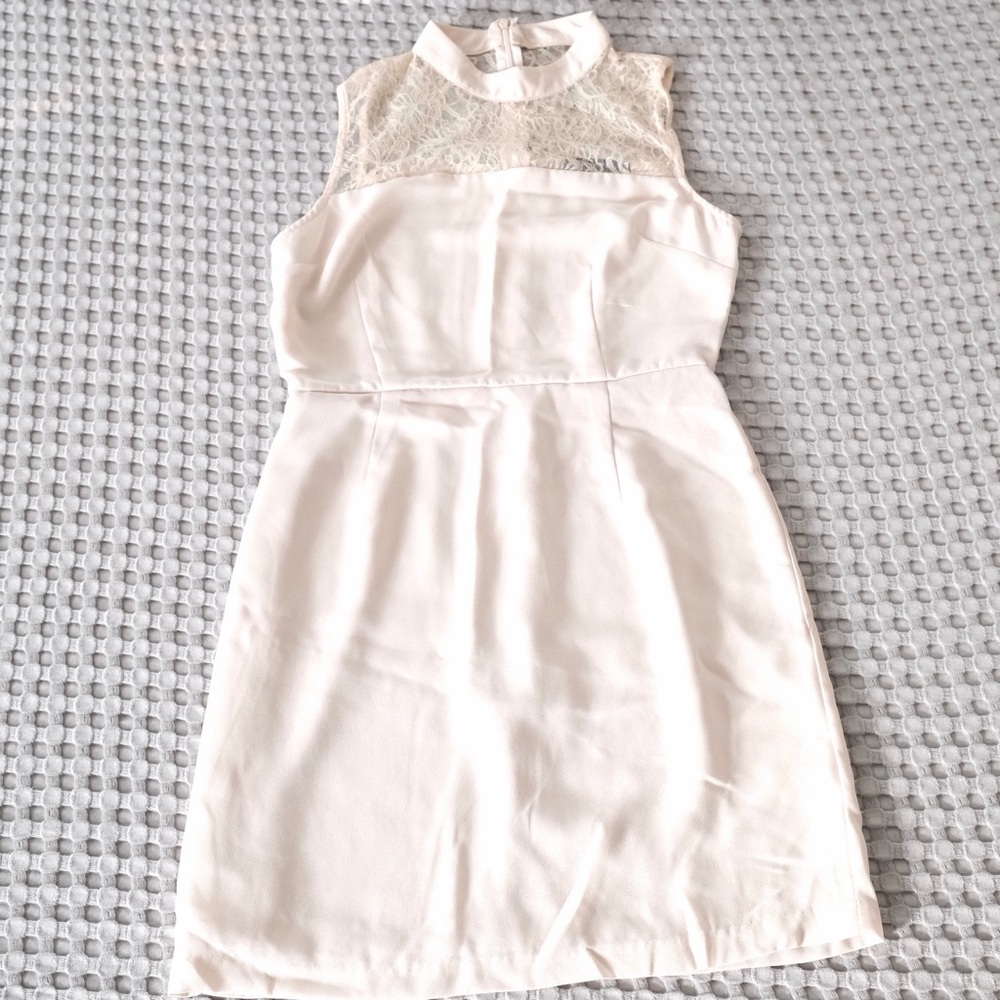 Forever 21 White Lace Sleeveless Mini Dress – Size Small